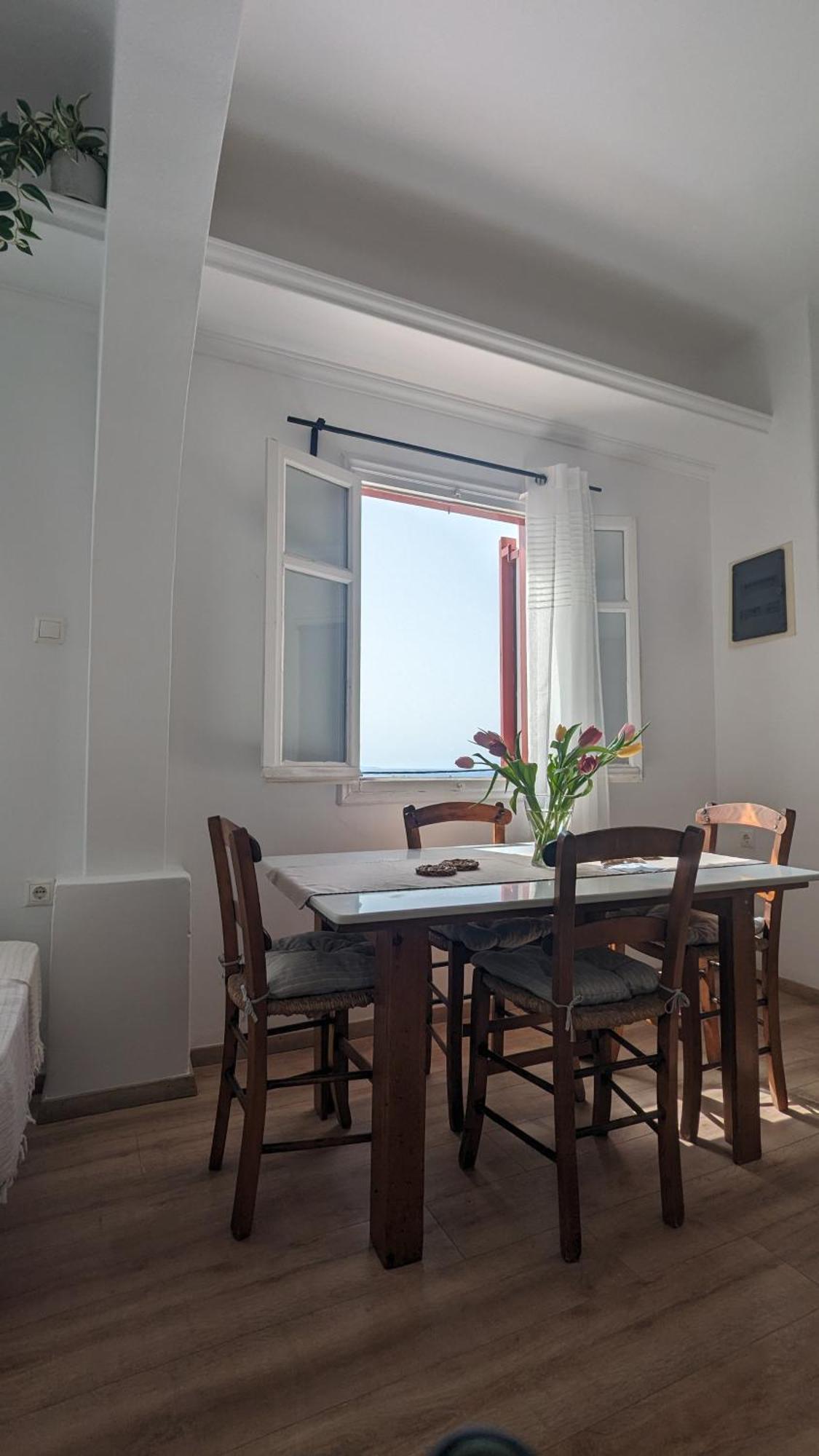 Arodou Studio And Apartment *